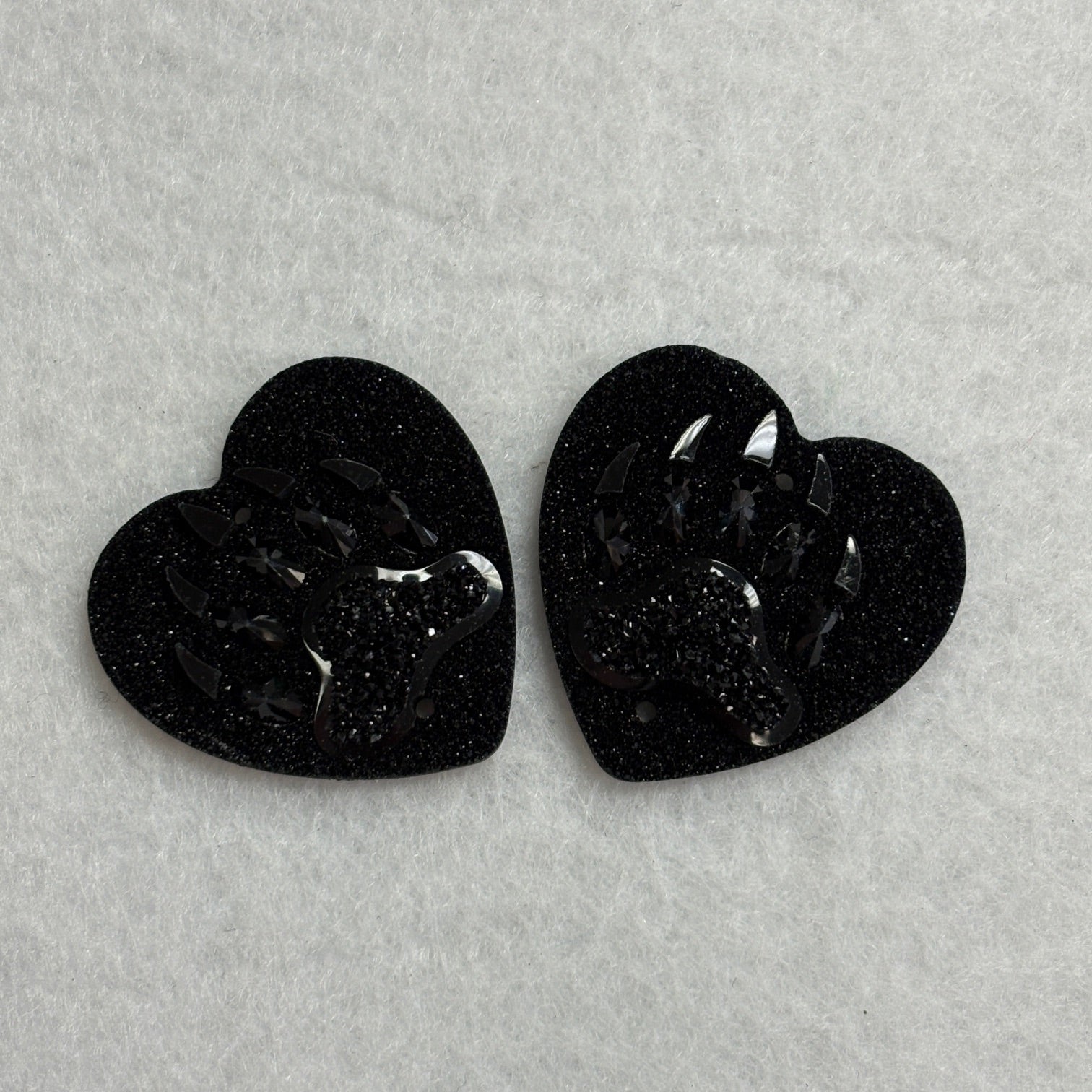 Heart Bear Claw Cabochons Set of 2